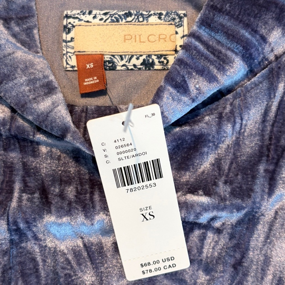 NWT Pilcro by Anthropologie Velveteen Mock Neck Top - Picture 10 of 16